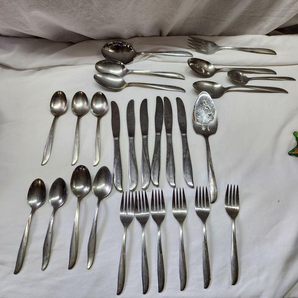 Oneida Community Stainless Star Flatware pieces with serving pieces See pics b36